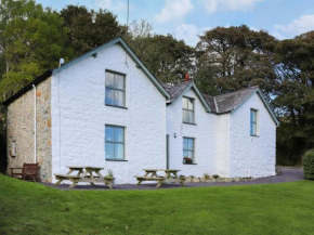 Rhiw Farmhouse
